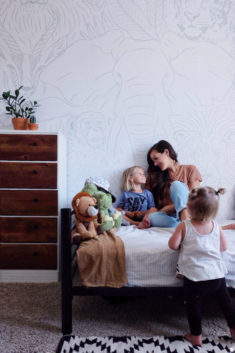 Animal Kingdom Wallpaper, Wildlife Mural Wall Art Decor for Home