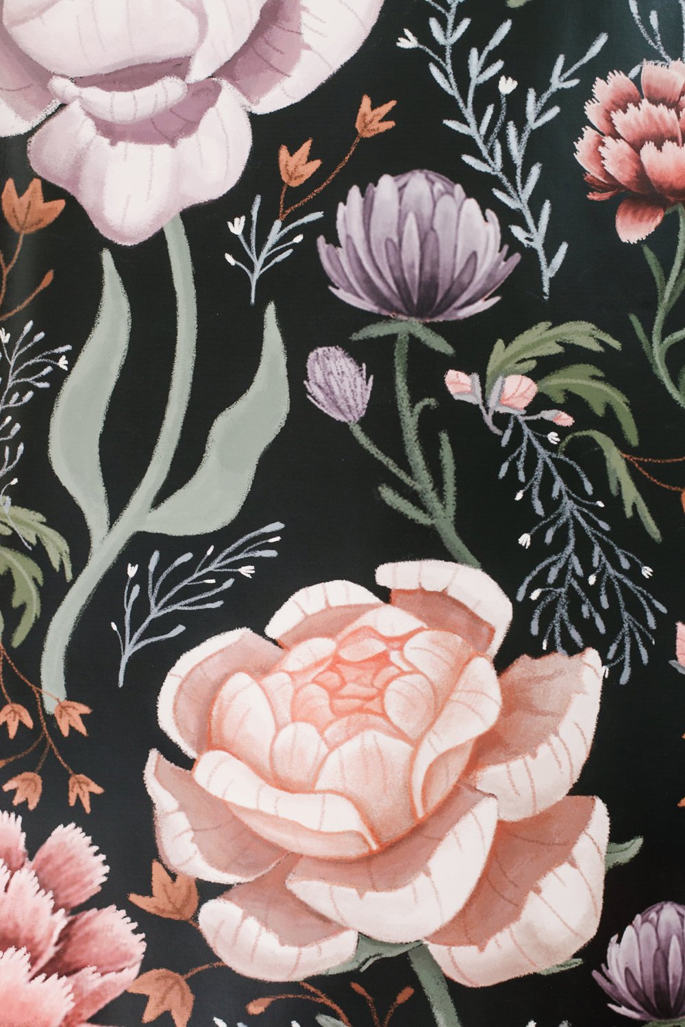 rose le soir floral wallpaper