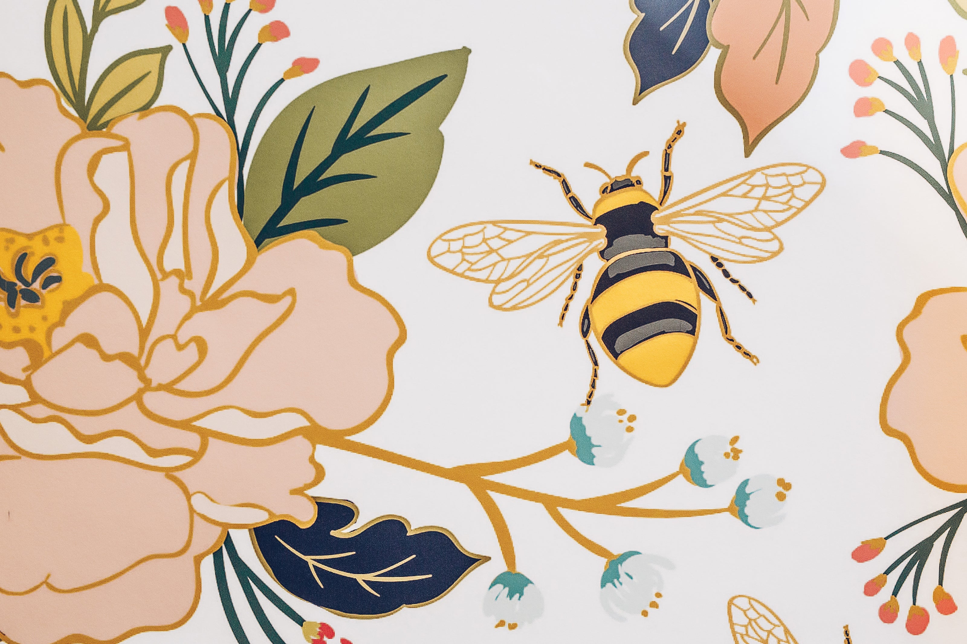 vintage honey bee wallpaper